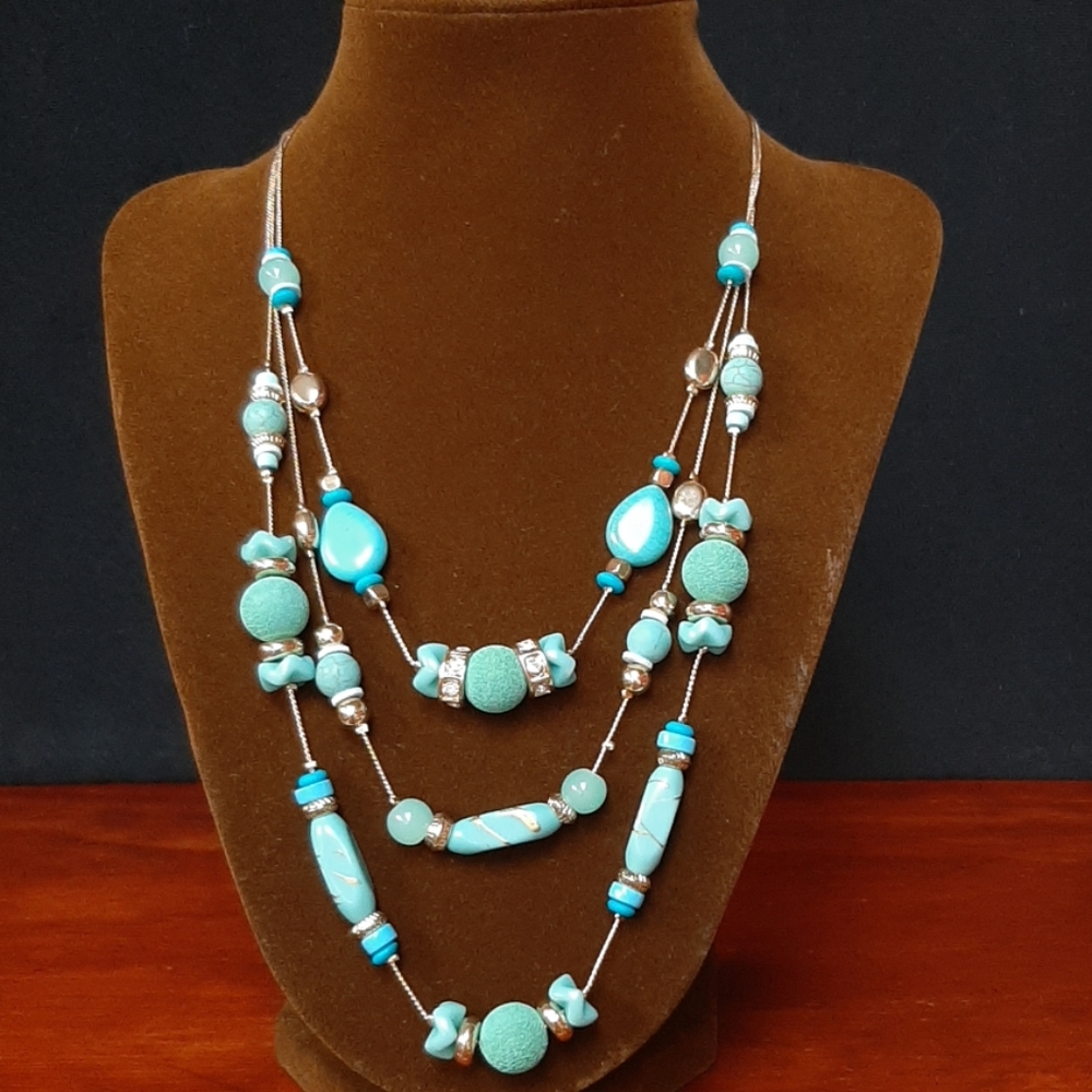 Necklace and earrings